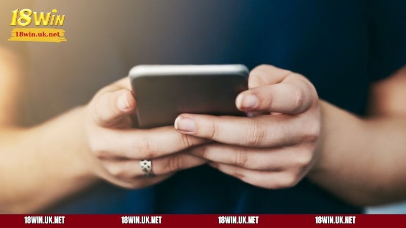 Những lưu ý quan trọng khi tải app 18WIN